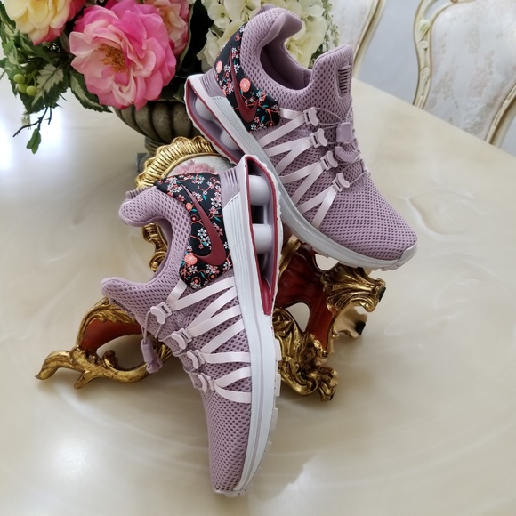 Rare Nike Shox Gravity Shoes - Picture 5 of 7